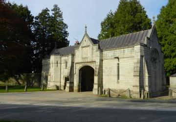 Plymouth Road Cemetery Entrance